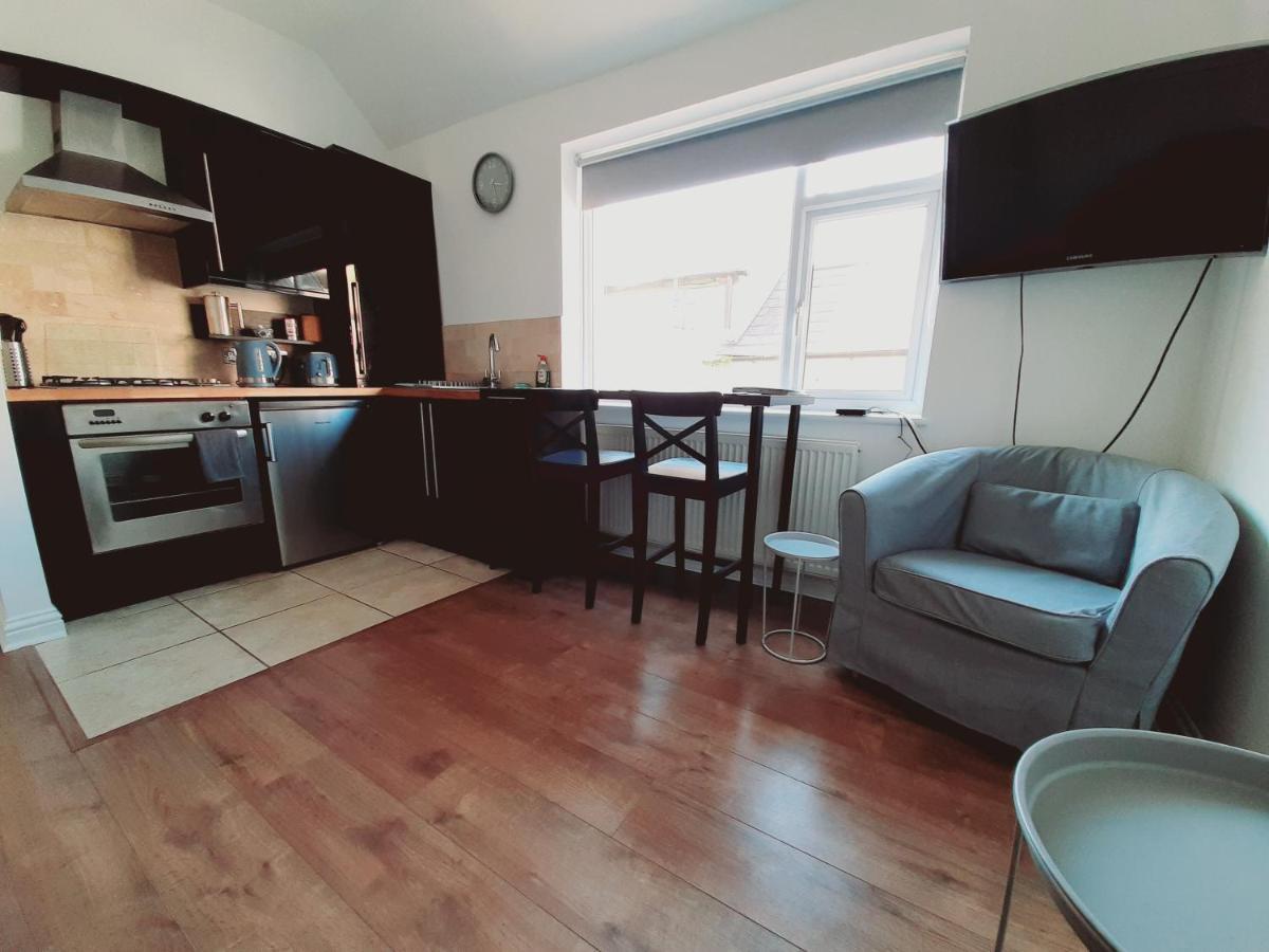 Cosy 1 Bedroom Apartment In The Heart Of Llandudno Exterior photo