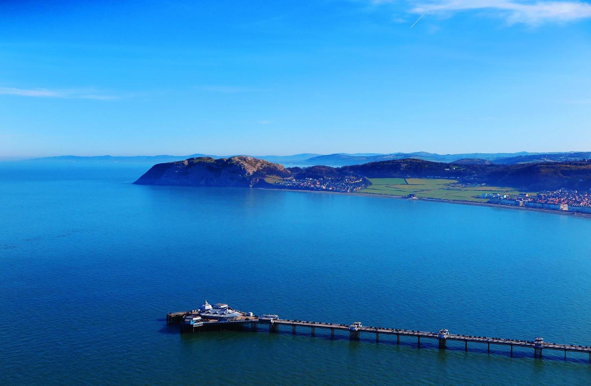 Cosy 1 Bedroom Apartment In The Heart Of Llandudno Exterior photo